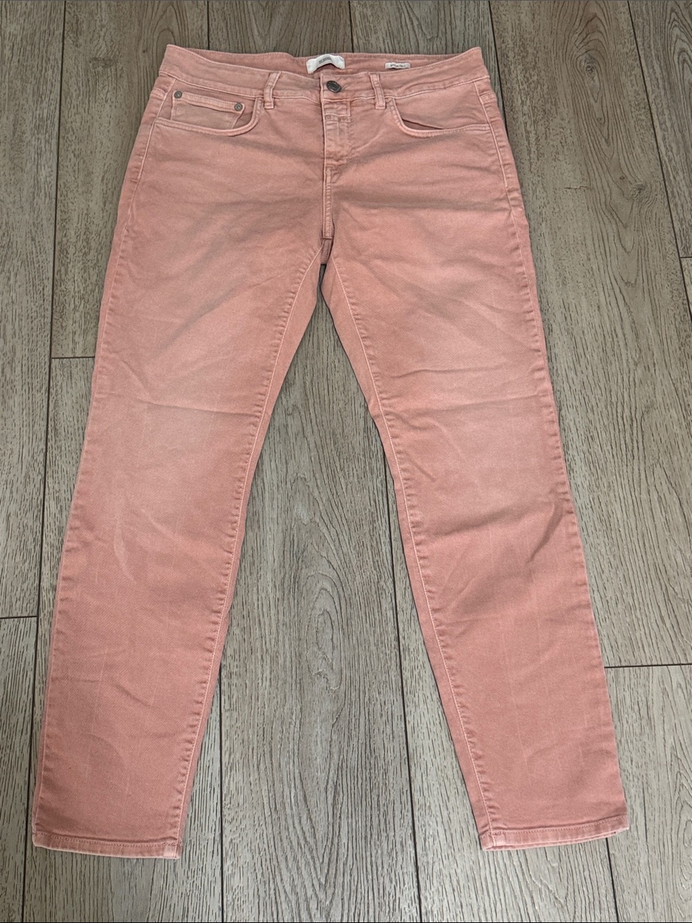Closed candy pink baker jeans